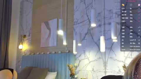 Snapshot of ambershays chatting on 02.25.25 Amber online show from 02.25.25