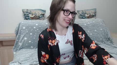 Snapshot of ambersimard chatting on 01.29.25 Amber online show from 01.29.25