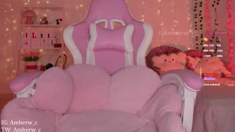 IG - TW Amberw c online show from 09.10.25