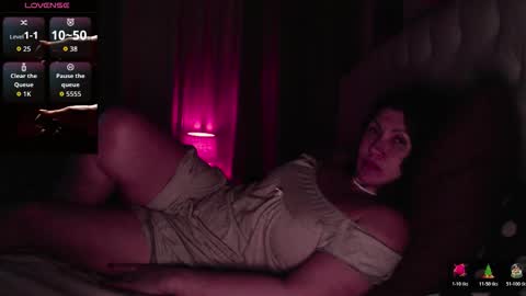 Snapshot of ambika_beauty chatting on 12.14.25 Ambika beauty online show from 12.14.25