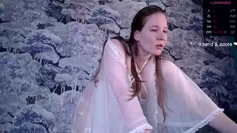  25 WEEK Princess  Linnea  online show from 04.23.26