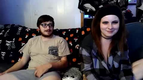 Snapshot of amburlicious chatting on 10.15.25 amburlicious online show from 10.15.25