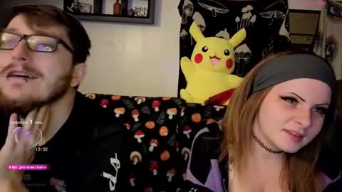 Snapshot of amburlicious chatting on 11.19.25 amburlicious online show from 11.19.25