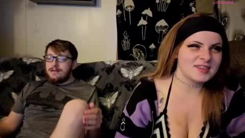 Snapshot of amburlicious chatting on 11.25.25 amburlicious online show from 11.25.25