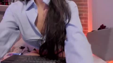 Snapshot of amby_ambar chatting on 07.29.26 Amby online show from 07.29.26