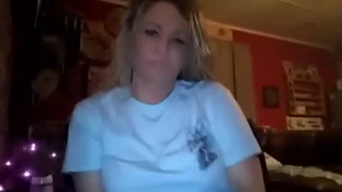 Snapshot of amdavis388 chatting on 09.12.25 amdavis388 online show from 09.12.25