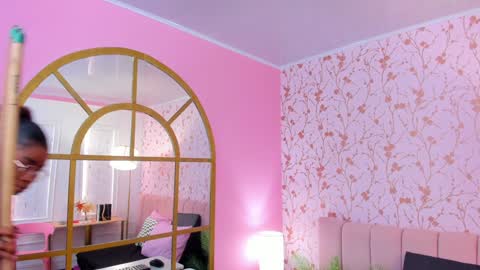 Amelia Adams online show from 02.26.25