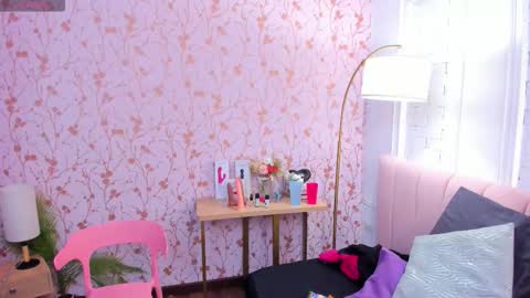 Amelia Adams online show from 09.27.25