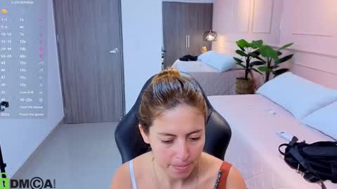 AMELIA online show from 11.19.25