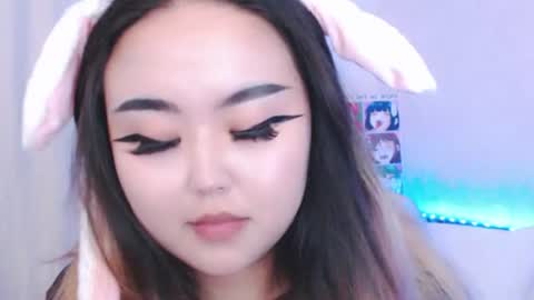 Snapshot of amelia_sunlight chatting on 06.22.26 Amelia online show from 06.22.26