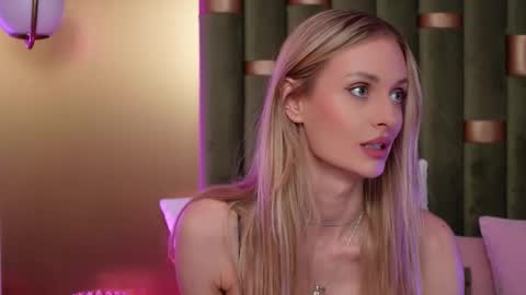 Snapshot of ameliaangell chatting on 01.08.26 Amelia online show from 01.08.26