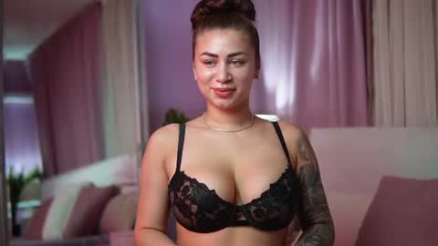  Amelia  online show from 07.06.26