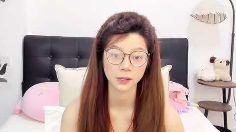Snapshot of ameliabess chatting on 07.24.26 bess online show from 07.24.26