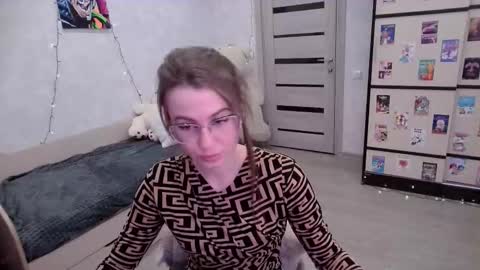 Snapshot of ameliacassel chatting on 10.31.25 ameliacassel online show from 10.31.25