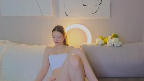 Snapshot of ameliahopkins chatting on 05.27.26 5th day here my name Jennie online show from 05.27.26