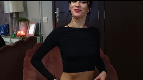 AmeliaJune online show from 12.07.24