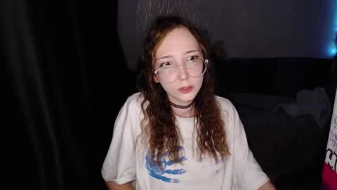 Snapshot of ameliakamishiro chatting on 10.02.25 Amelia online show from 10.02.25