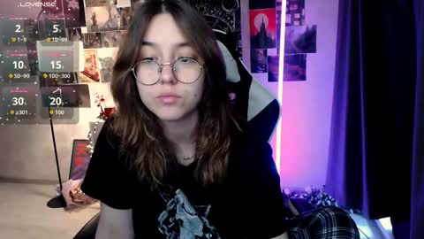 Snapshot of ameliameadd chatting on 10.09.25 Amelia online show from 10.09.25