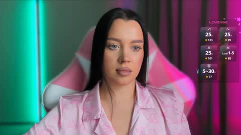 Amelia Sonk online show from 10.16.25