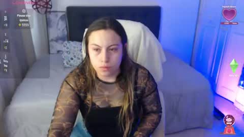 Snapshot of amelierose1 chatting on 06.23.26 Amelie online show from 06.23.26