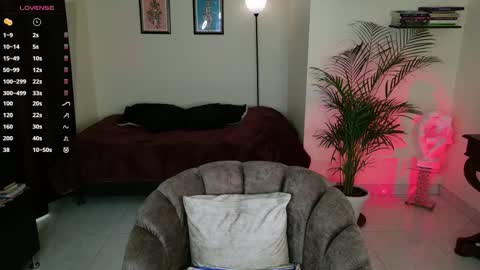 Snapshot of ameliestone1 chatting on 10.21.25 Maria Independet Model online show from 10.21.25