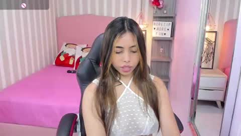 Victoria online show from 12.20.24