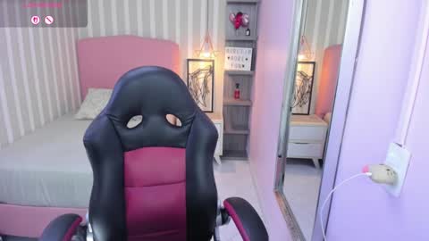 Victoria online show from 09.30.25