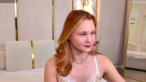 AmeliRoyse online show from 04.25.26