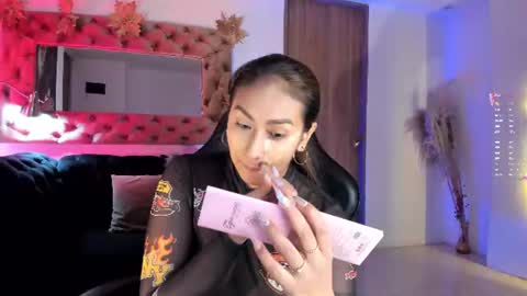         online show from 06.12.26