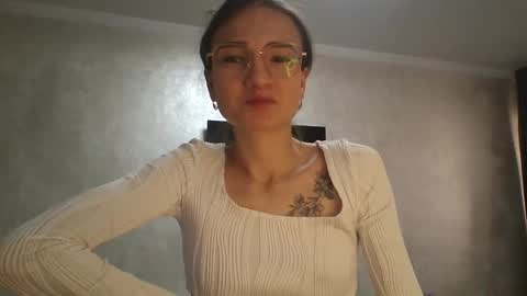 Julia  online show from 10.20.25