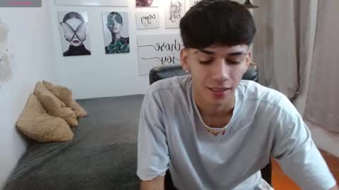 Snapshot of amethystshadow chatting on 10.30.25 amethystshadow online show from 10.30.25