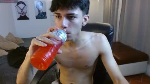 Snapshot of amethystshadow chatting on 11.05.25 amethystshadow online show from 11.05.25