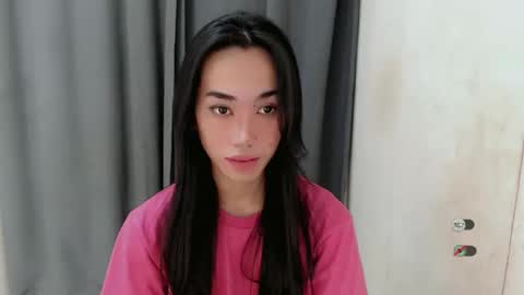 Snapshot of ami_lewis chatting on 12.19.24 JOANNA online show from 12.19.24