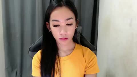 Snapshot of ami_lewis chatting on 01.15.25 JOANNA online show from 01.15.25