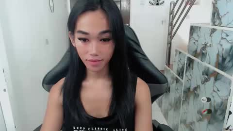 Snapshot of ami_lewis chatting on 01.16.26 JOANNA online show from 01.16.26