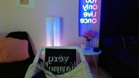 ami_smith online show from 07.15.26