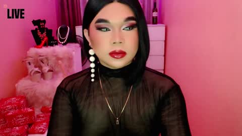 Snapshot of amiadoll chatting on 12.11.24 Queen Mireska online show from 12.11.24