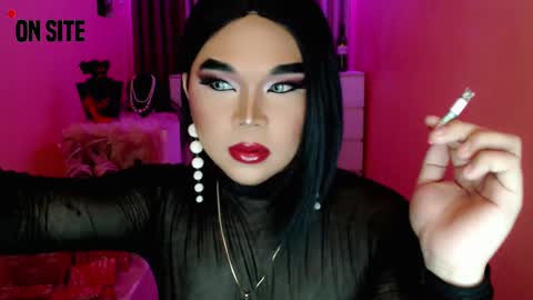 Snapshot of amiadoll chatting on 12.16.24 Queen Mireska online show from 12.16.24