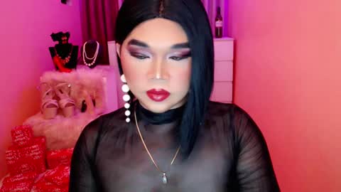 Snapshot of amiadoll chatting on 12.21.24 Queen Mireska online show from 12.21.24