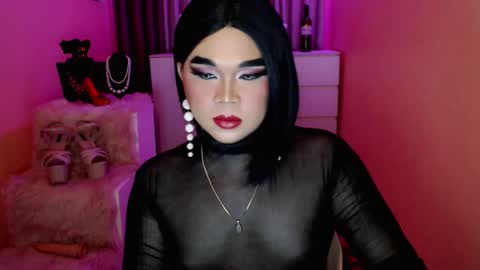 Snapshot of amiadoll chatting on 12.26.24 Queen Mireska online show from 12.26.24