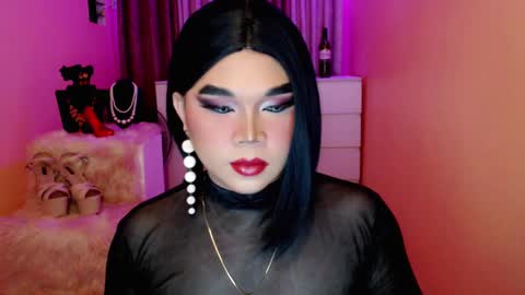 Snapshot of amiadoll chatting on 12.28.24 Queen Mireska online show from 12.28.24