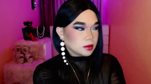 Snapshot of amiadoll chatting on 12.31.24 Queen Mireska online show from 12.31.24