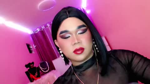 Snapshot of amiadoll chatting on 02.04.25 Queen Mireska online show from 02.04.25