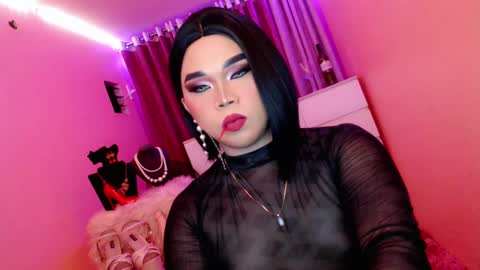 Snapshot of amiadoll chatting on 02.06.25 Queen Mireska online show from 02.06.25