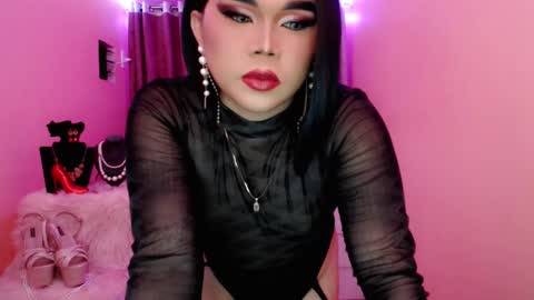 Snapshot of amiadoll chatting on 02.09.25 Queen Mireska online show from 02.09.25