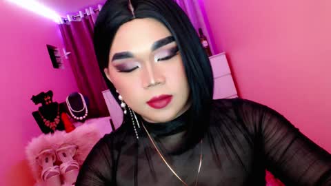 Snapshot of amiadoll chatting on 02.13.25 Queen Mireska online show from 02.13.25