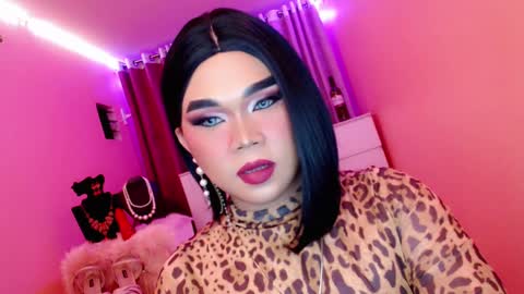 Snapshot of amiadoll chatting on 02.20.25 Queen Mireska online show from 02.20.25