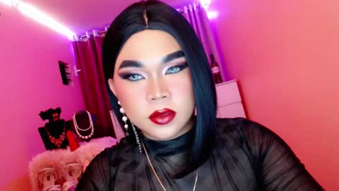 Snapshot of amiadoll chatting on 02.22.25 Queen Mireska online show from 02.22.25