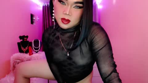 Snapshot of amiadoll chatting on 02.22.25 Queen Mireska online show from 02.22.25