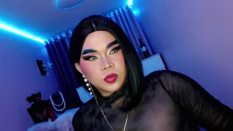 Snapshot of amiadoll chatting on 02.26.25 Queen Mireska online show from 02.26.25